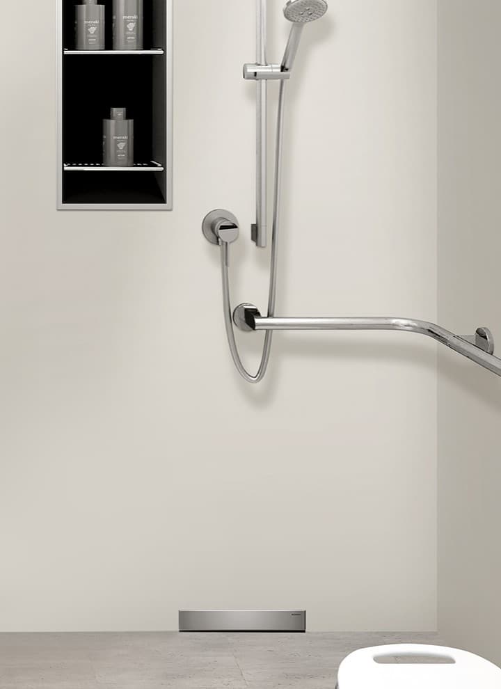 Geberit Wandablauf in Kombination mit Geberit Nischenablagebox Geberit Wandablauf in Kombination mit Geberit Nischenablagebox