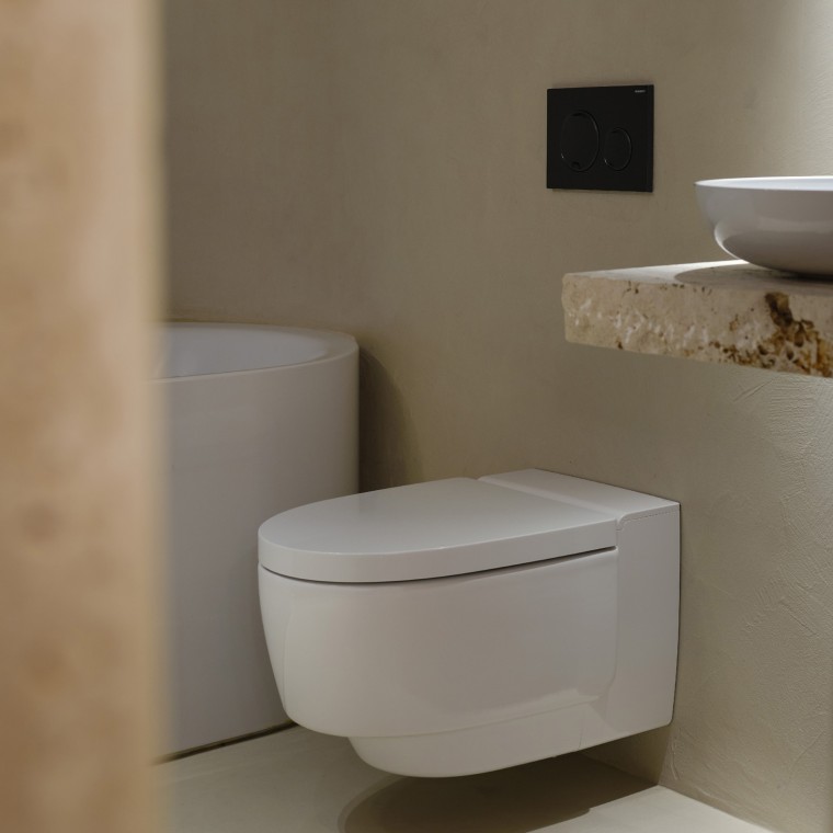SoLebIch Apartment in München: Das Geberit AquaClean Mera ist der Star im Badezimmer (© bjfotografie) SoLebIch Apartment in München: Das Geberit AquaClean Mera ist der Star im Badezimmer (© bjfotografie)