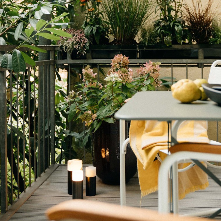 SoLebIch Apartment in München: Der gemütlich gestaltete Balkon (© bjfotografie) SoLebIch Apartment in München: Der gemütlich gestaltete Balkon (© bjfotografie)