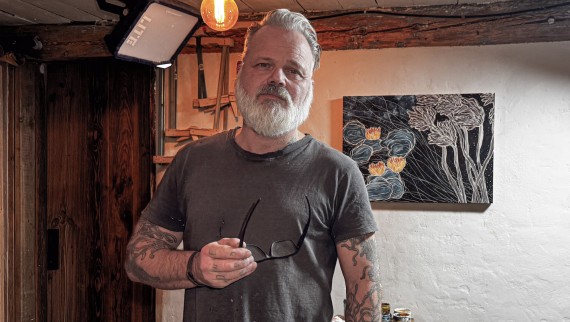 Jörg Heikhaus aka Alex Diamond gestaltet die Kunst-Editionen der Betätigungsplatte Geberit Sigma50. Jörg Heikhaus aka Alex Diamond gestaltet die Kunst-Editionen der Betätigungsplatte Geberit Sigma50.