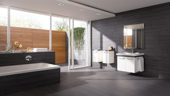 Barrierefreies Badezimmer mit der Badserie Renova Comfort