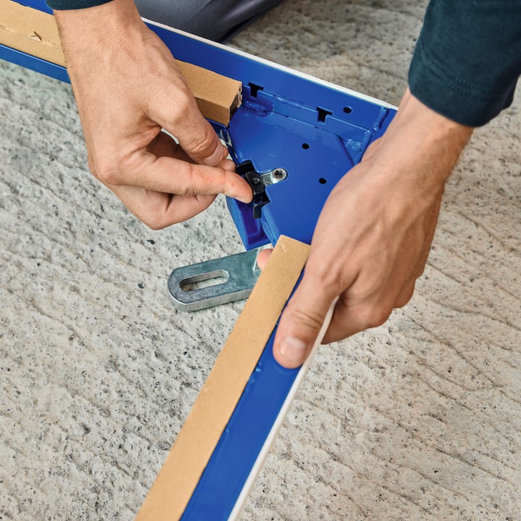 Montagefuß können ganz einfach eingeklickt werden