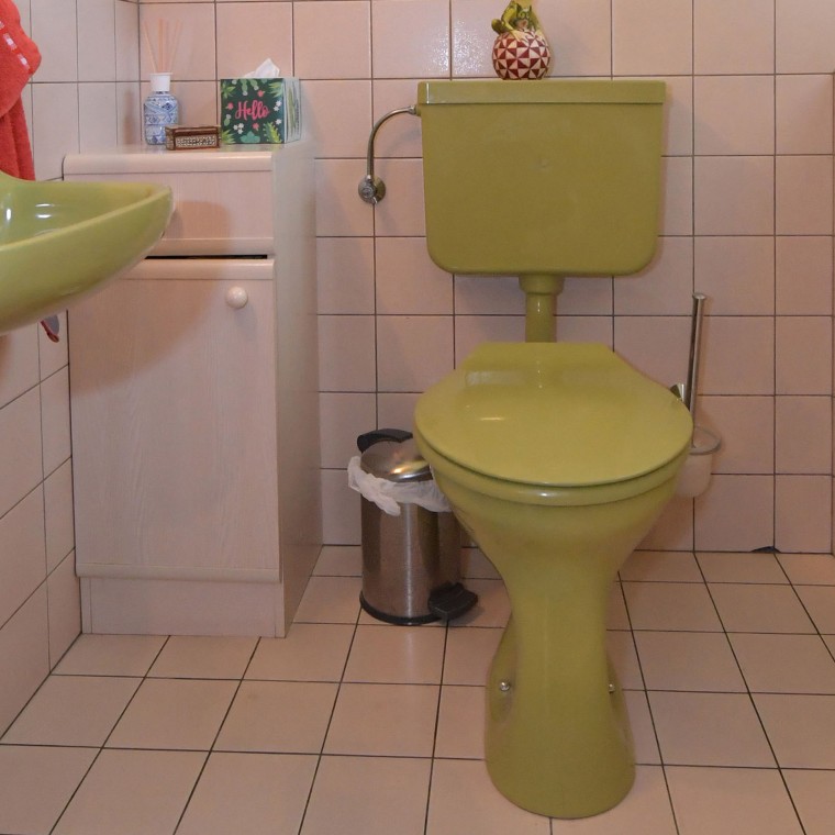 Gästebad der Familie Grewe aus den 1980er Jahren Gästebad der Familie Grewe aus den 1980er Jahren