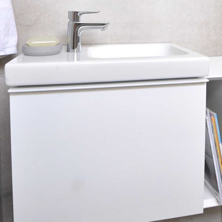 Geberit iCon Waschplatz im neuen Bad der Familie Grewe Geberit iCon Waschplatz im neuen Bad der Familie Grewe