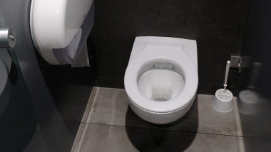 Spülrandlose Renova Tiefspül-WCs von Geberit
