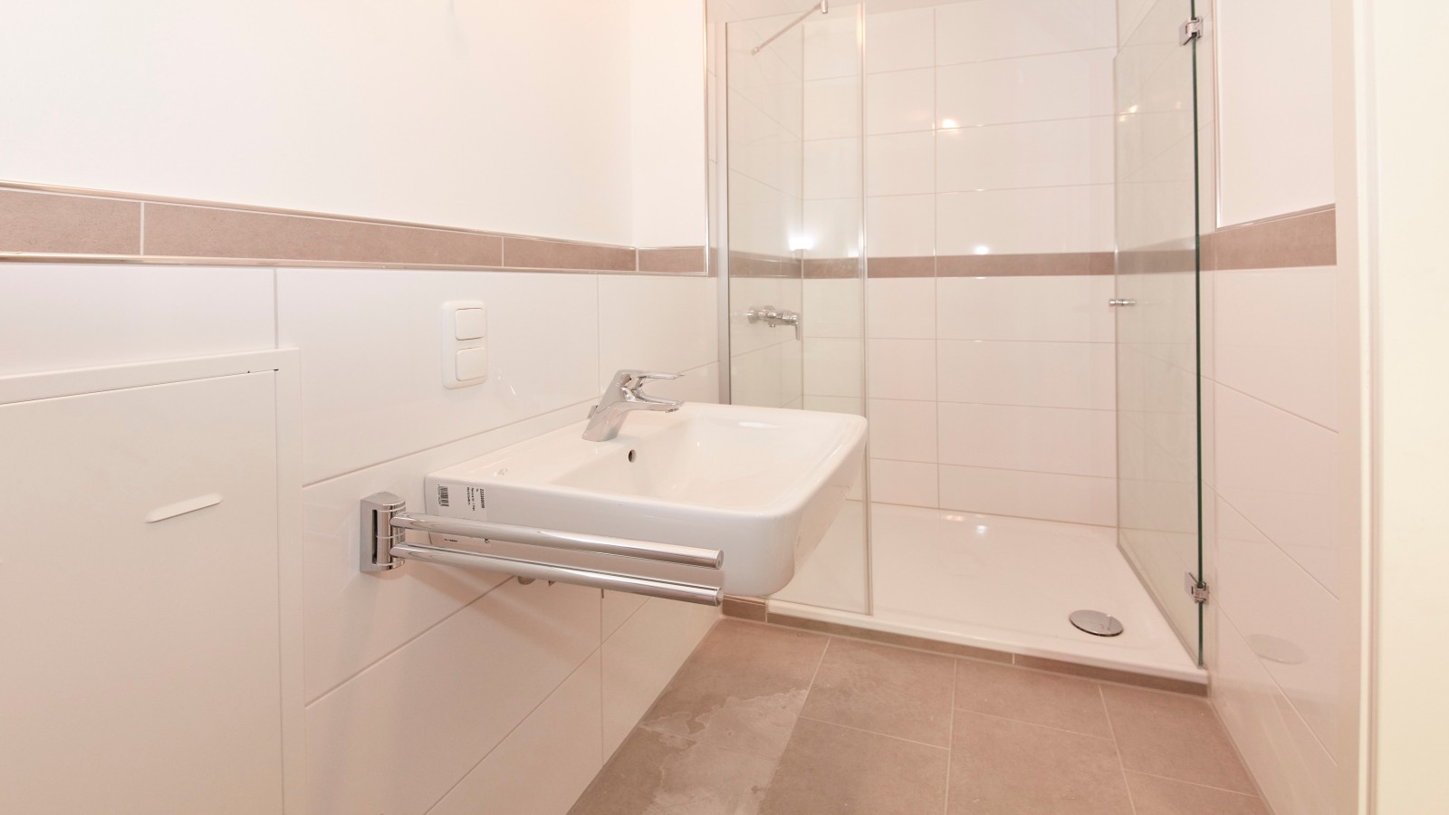 Das neue Bad im Seniorenheim nach der Komplettsanierung, Foto: Bosch Das neue Bad im Seniorenheim nach der Komplettsanierung, Foto: Bosch