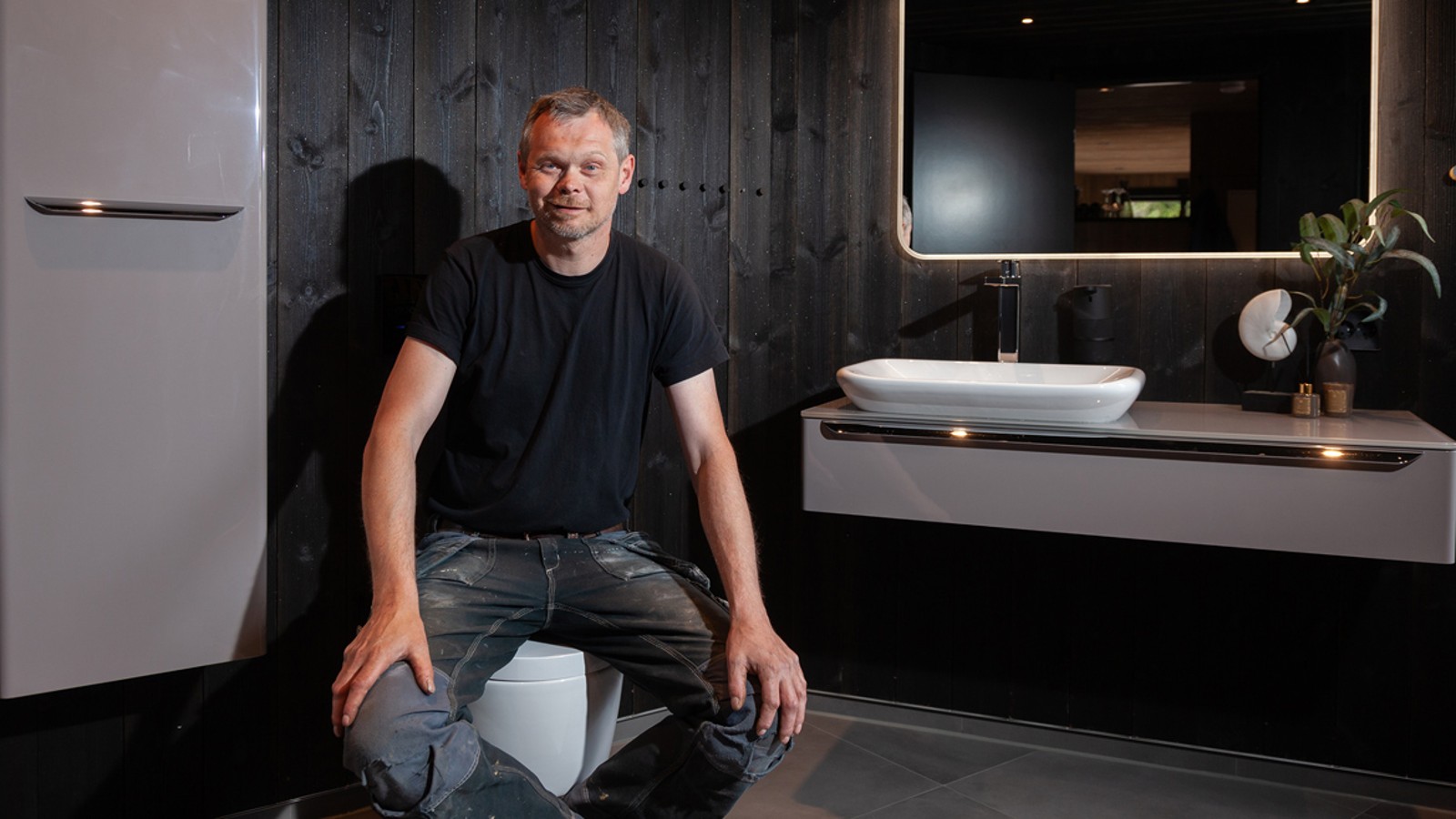 Erbauer Knut Eivind Birkeland auf dem Geberit AquaClean Mera