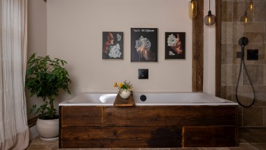 Geberit Tawa Badewanne im Künstlerbad. Geberit Tawa Badewanne im Künstlerbad.