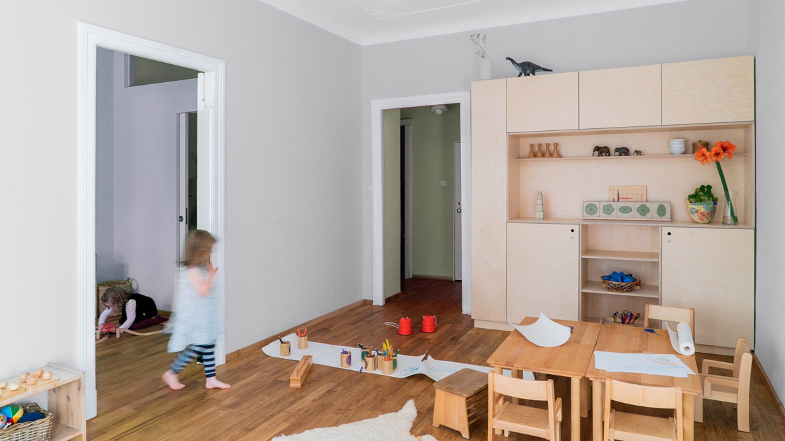 Spielbereich der neuen Montessori Kita. (© Sebastian Díaz de León)