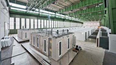Notunterkunft für bis zu 7.000 Flüchtlinge, Flughafen Tempelhof in Berlin Notunterkunft für bis zu 7.000 Flüchtlinge, Flughafen Tempelhof in Berlin