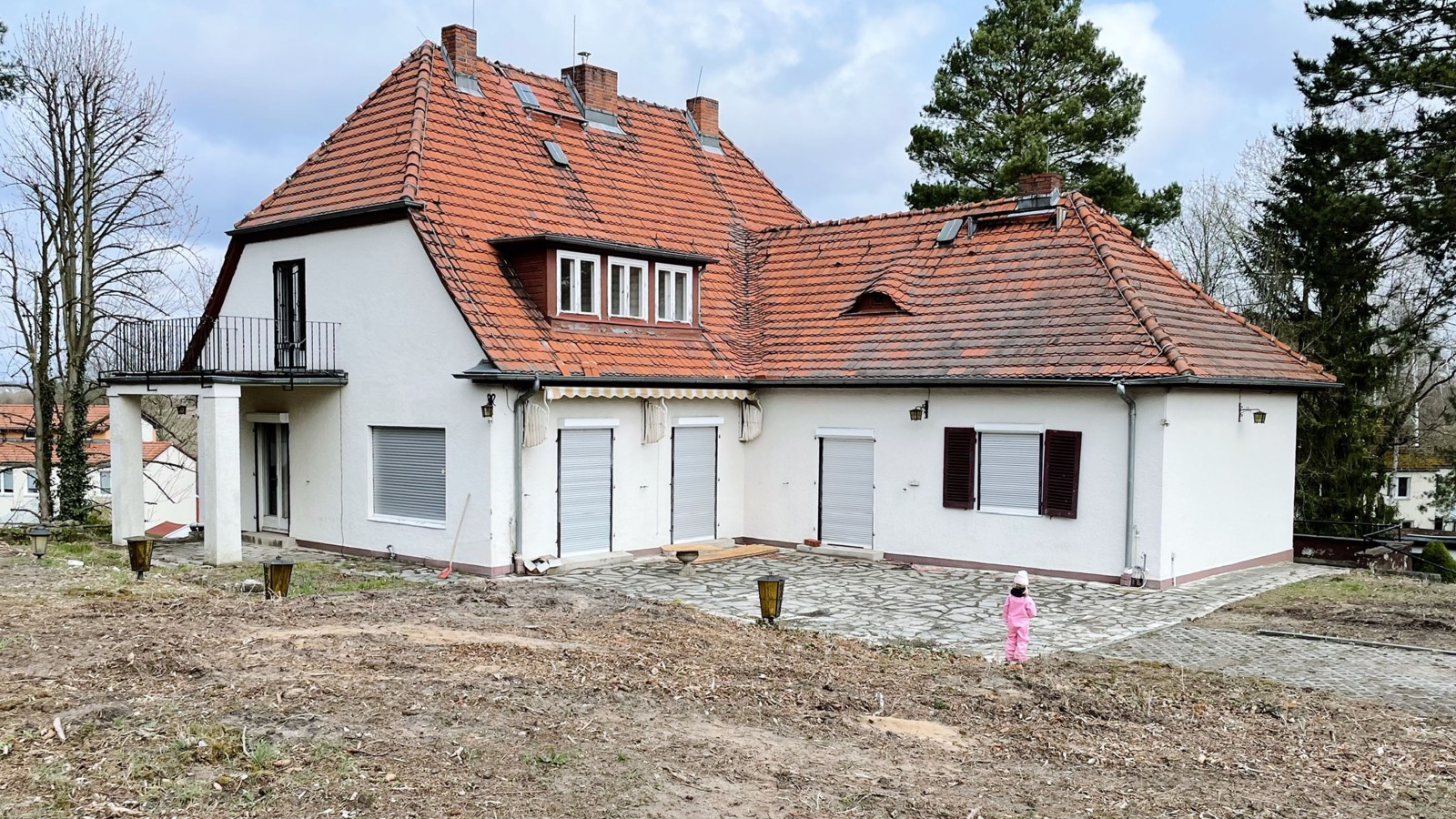 Das 100 Jahre alte Haus Bergheim Berlin zum Zeitpunkt des Kaufs.