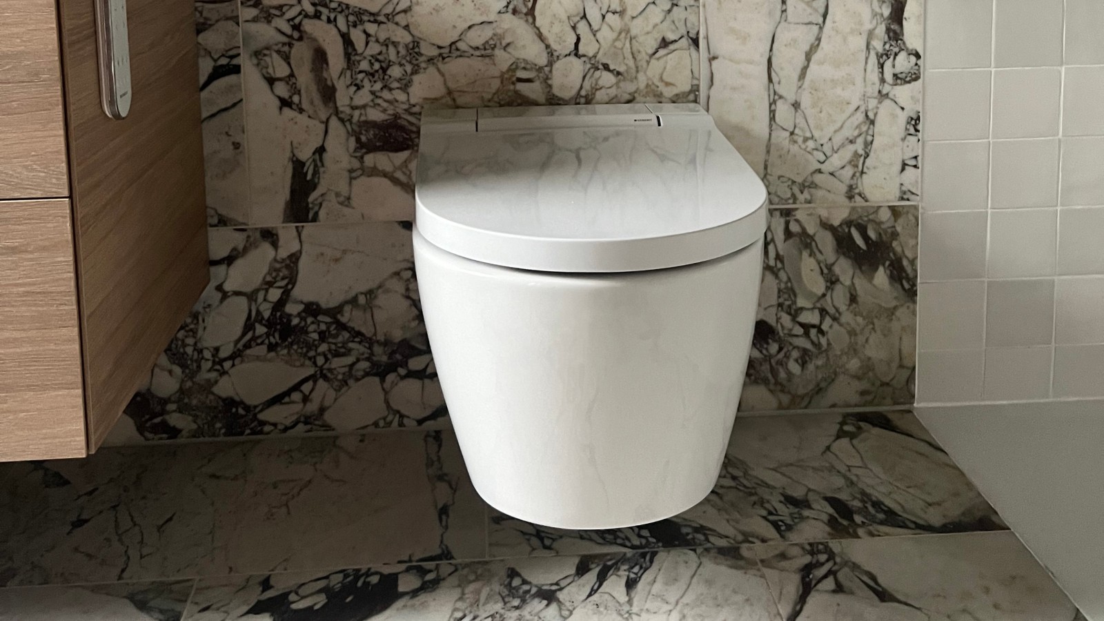 Dusch-WC Geberit AquaClean Sela.