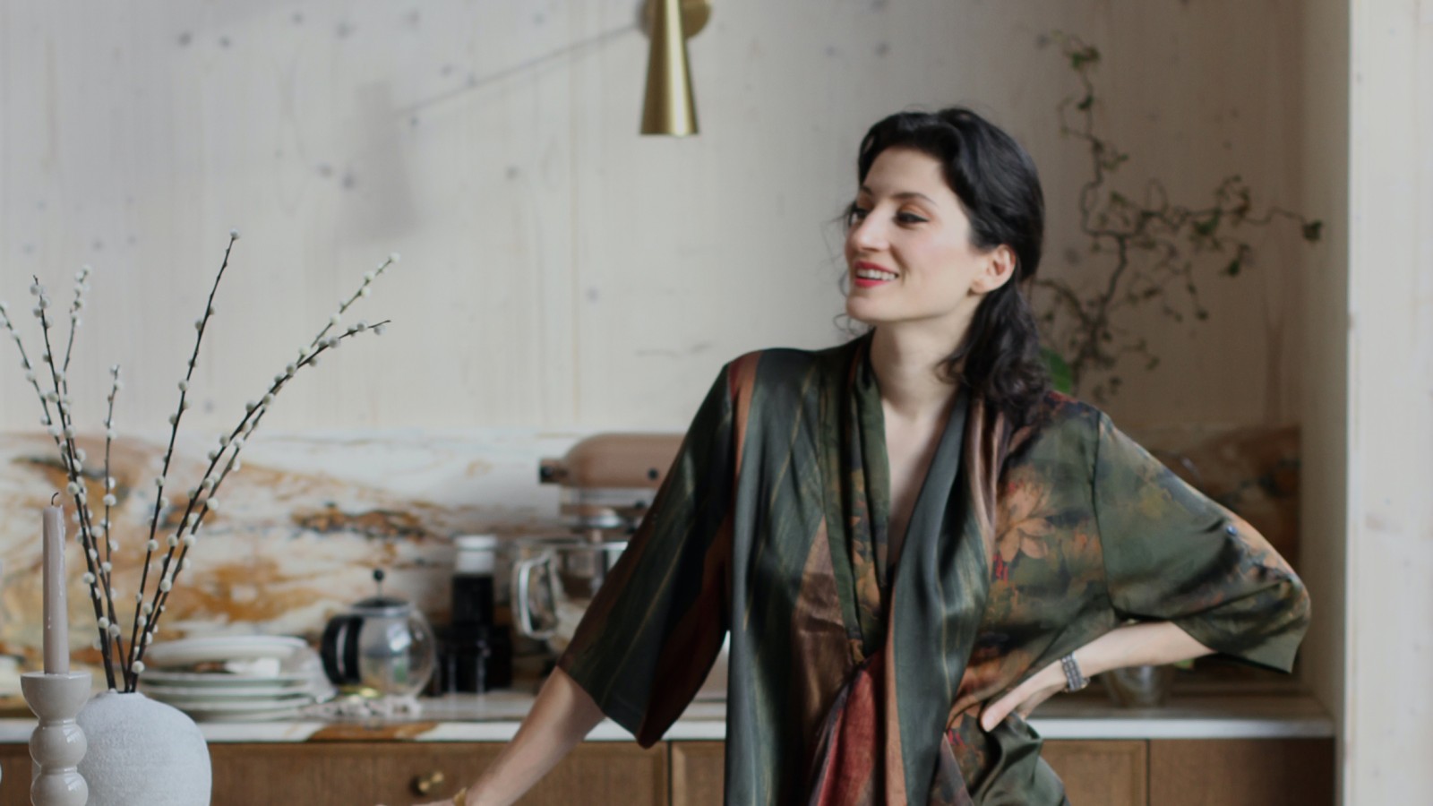 Portrait von Büsra Qadir.