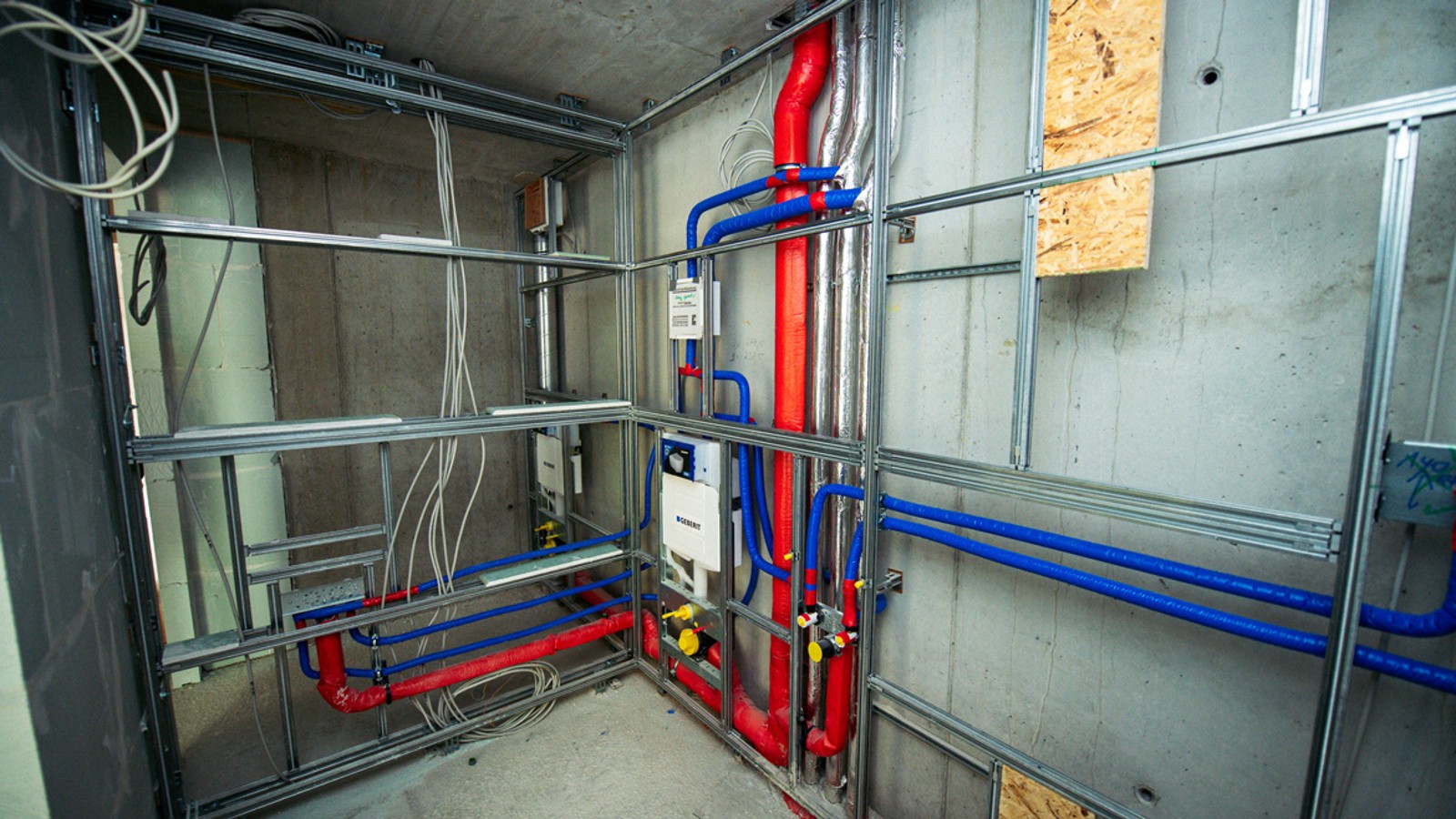 Raumhohe Trennwände und halbhohe Raumteiler Raumhohe Trennwände und halbhohe Raumteiler