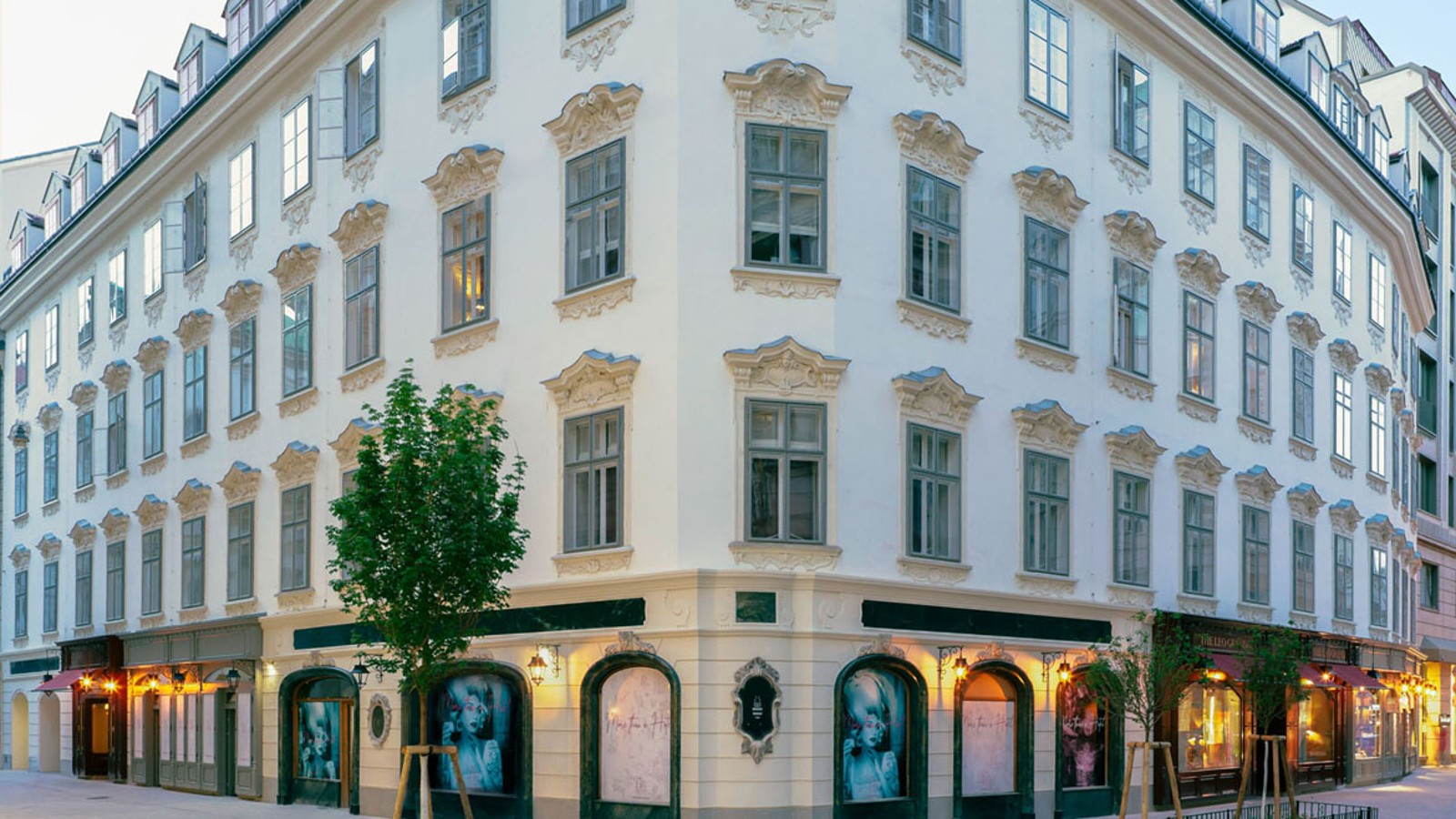 Außenaufnahme des Design-Hotels THE LEO GRAND (© Werner Streitfelder) Außenaufnahme des Design-Hotels THE LEO GRAND (© Werner Streitfelder)