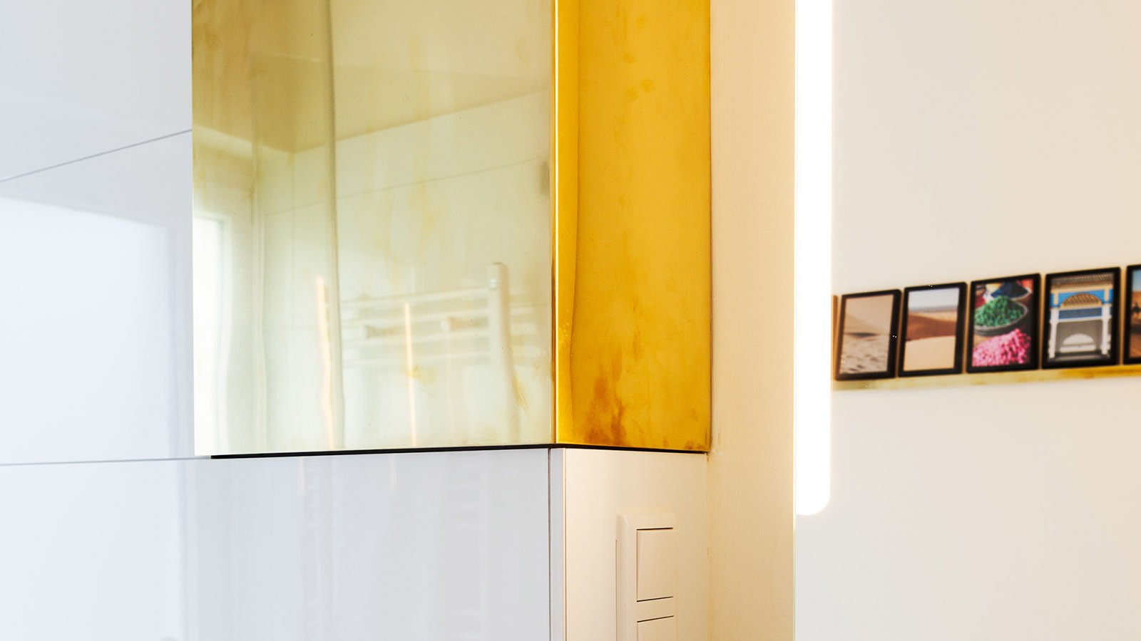 Ästhetische und Klare Elemente im Bad