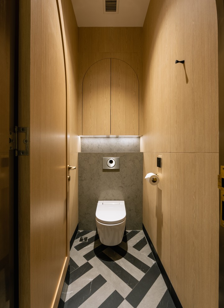 Die Toiletten sind unter anderem mit Geberit AquaClean Sela Dusch-WCs und Geberit Urinalen ausgestattet (© Owen Raggett)