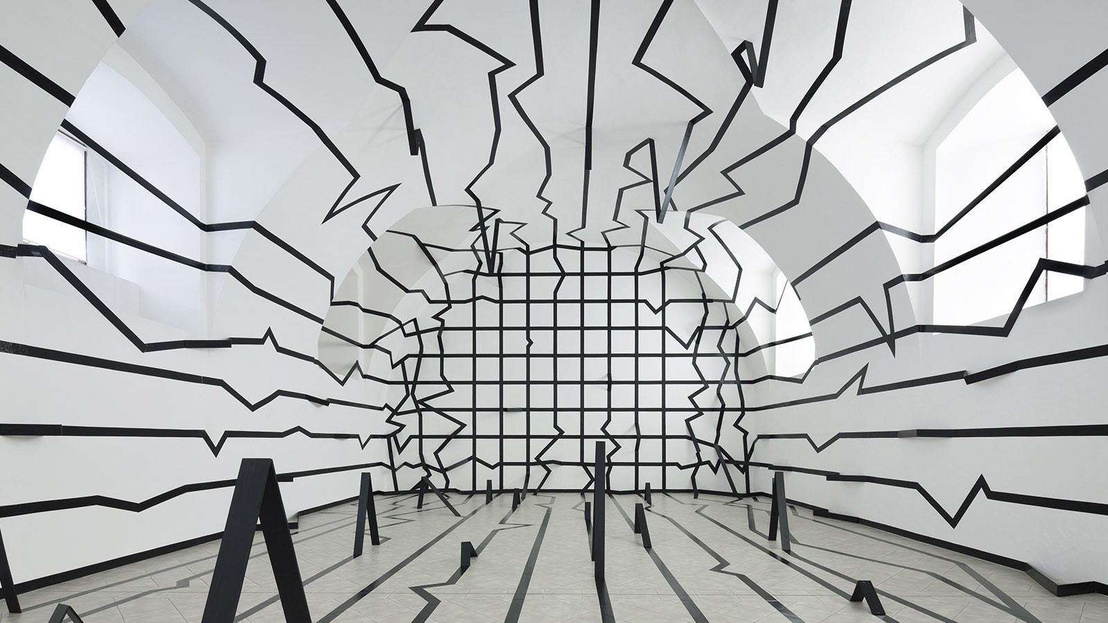 “Unlimited Space”, Gallery of Modern Art, Roudnice nad Labem, 2013, Foto: Zdenek Porcal “Unlimited Space”, Gallery of Modern Art, Roudnice nad Labem, 2013, Foto: Zdenek Porcal