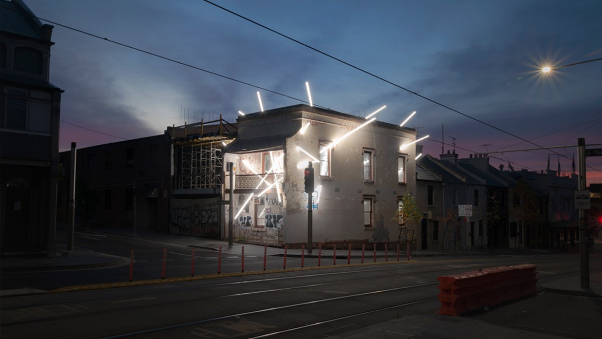Kunstwerk von Ian Strange - Haus mit Neonröhren Kunstwerk von Ian Strange - Haus mit Neonröhren