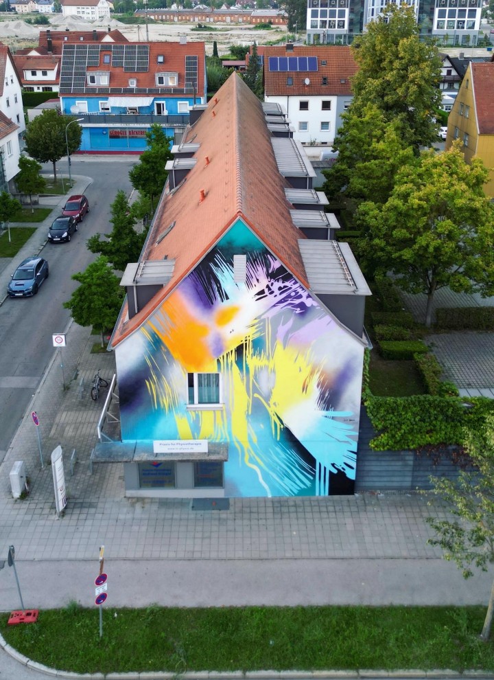 "Temper“: Das neueste Wandbild von Julia Benz für das Landmarks-Projekt in Ingolstadt (© Julia Benz).