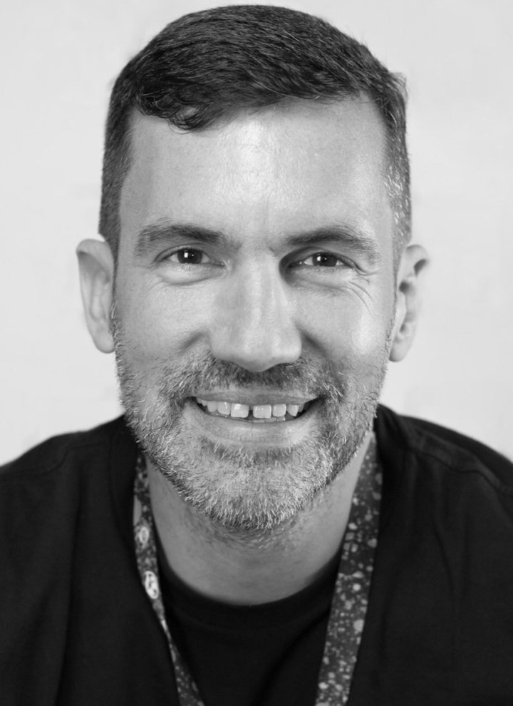 Jörn Wiemann-Huschi-Huschi, Viva con Agua Jörn Wiemann-Huschi-Huschi, Viva con Agua