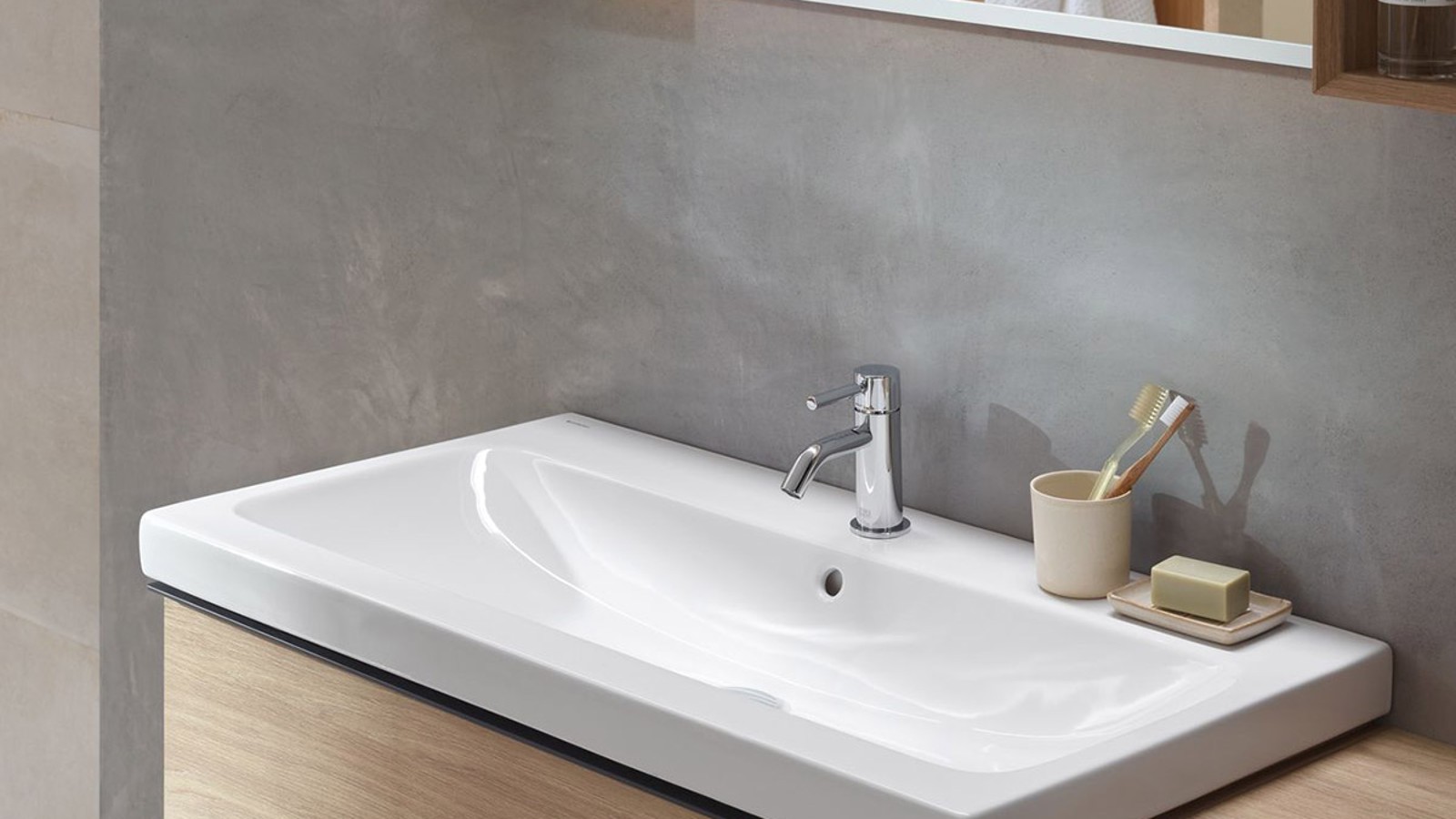 Bad mit verputzter Wand und Geberit iCon Waschtisch