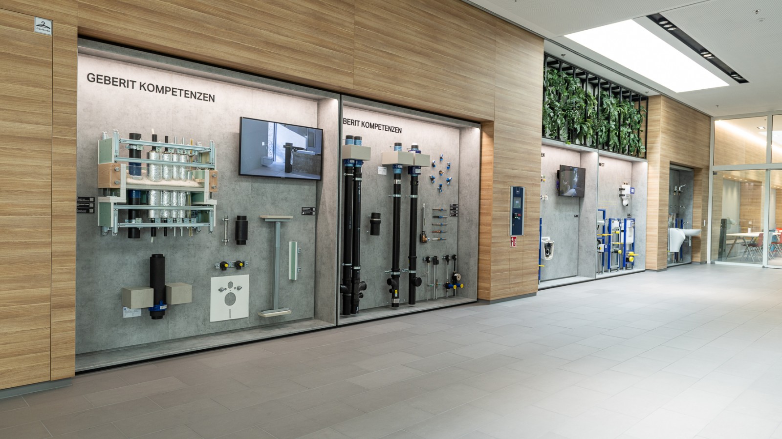 Geberit Kompetenzen in der Ausstellung im BäderForum und GIZ Langenfeld. Geberit Kompetenzen in der Ausstellung im BäderForum und GIZ Langenfeld.