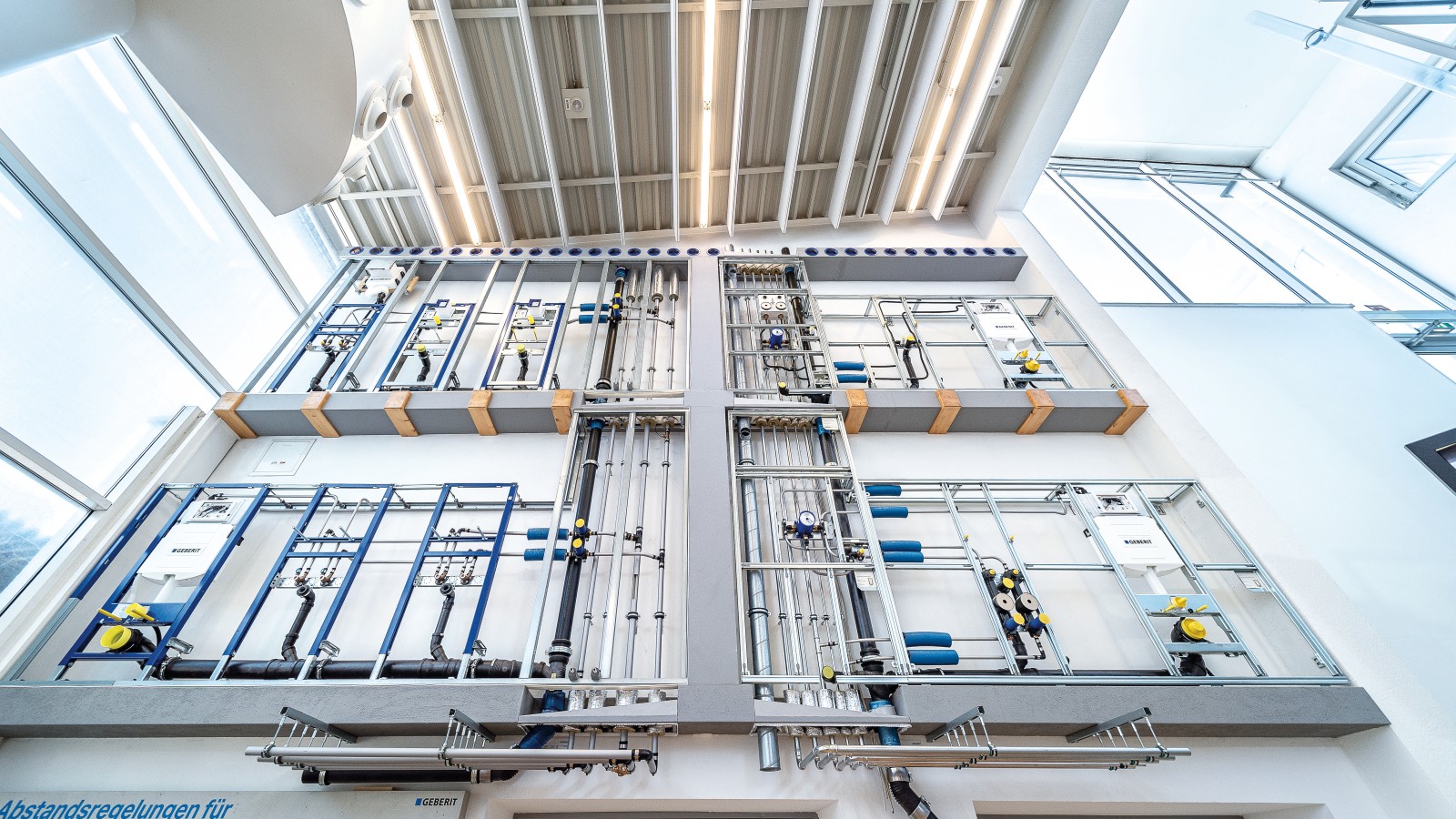 Brandschutz mit Geberit im Ausstellungsbereich des GIZ Pfullendorf Brandschutz mit Geberit im Ausstellungsbereich des GIZ Pfullendorf