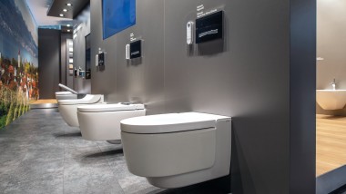 Geberit AquaClean Dusch-WCs in der Ausstellung im GIZ Pfullendorf