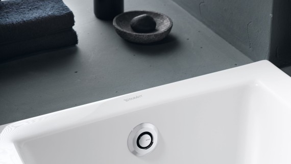 Badewannenablauf mit Push-Control-Funktion Badewannenablauf mit Push-Control-Funktion
