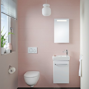 Kleines Gäste-Bad mit Handwaschbecken Renova Compact und wandhängendem WC Kleines Gäste-Bad mit Handwaschbecken Renova Compact und wandhängendem WC