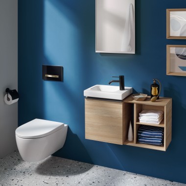 Kleines Handwaschbecken Geberit iCon in kleinem Badezimmer Kleines Handwaschbecken Geberit iCon in kleinem Badezimmer