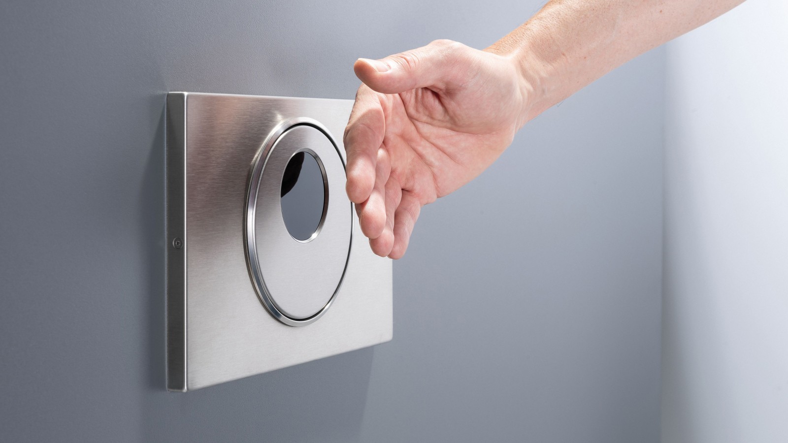 Berührungslose Geberit Sigma10 Round Betätigungsplatte Fernbetätigung mit Hand Berührungslose Geberit Sigma10 Round Betätigungsplatte Fernbetätigung mit Hand