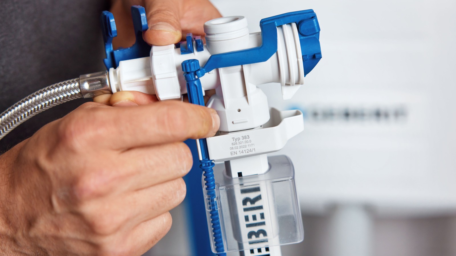 Geberit Typ 383 Füllventil: über Spindel einstellbar Geberit Typ 383 Füllventil: über Spindel einstellbar