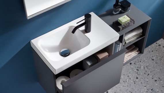 Badserie Geberit iCon Handwaschbecken mit Waschtischunterschrank