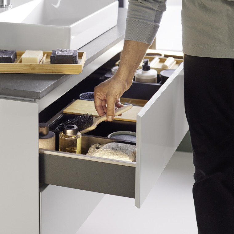 Modulares Ordnungssystem mit praktischen Einlegefächern Modulares Ordnungssystem mit praktischen Einlegefächern