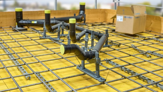 Einbetonierte Geberit PE Anschlussleitung Einbetonierte Geberit PE Anschlussleitung