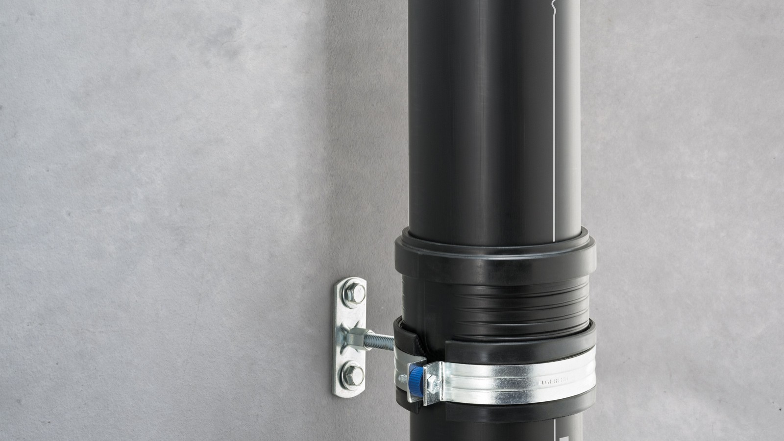 Schallentkoppelte Systemrohrschelle für Geberit Silent-Pro