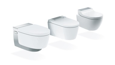 Verschiedene Modelle von Geberit AquaClean Dusch-WCs