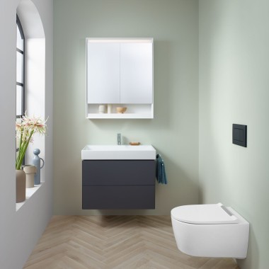 Kleines Badezimmer mit Ausstattung von Geberit ONE Kleines Badezimmer mit Ausstattung von Geberit ONE