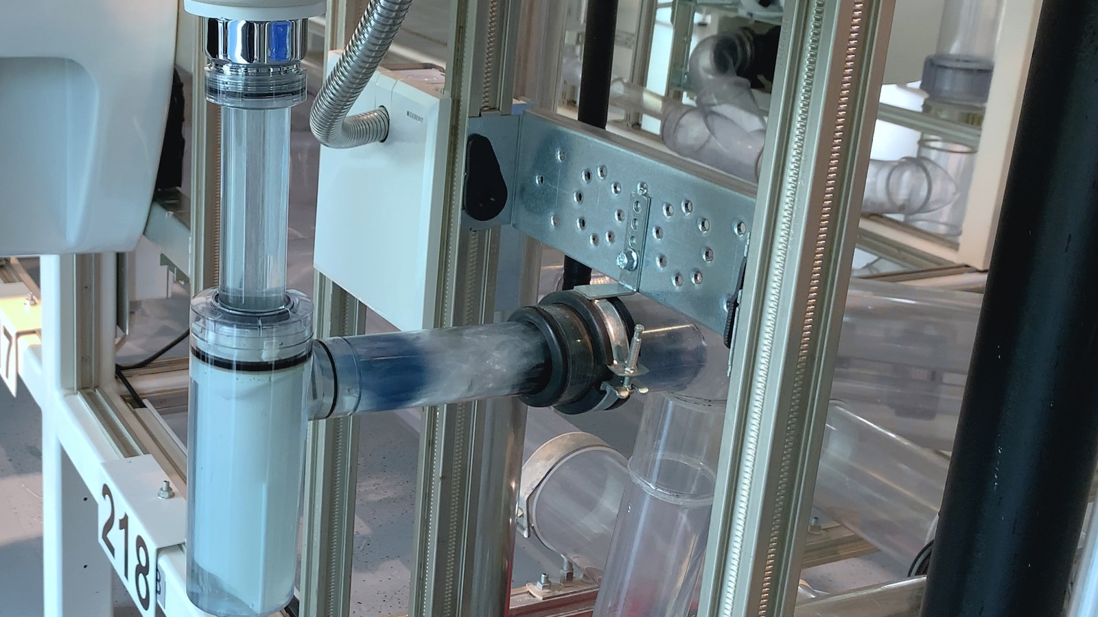 Die Verstopfung löst sich und wird weggespült