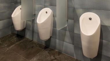 Geberit Preda Urinale mit integrierter Steuerung Geberit Preda Urinale mit integrierter Steuerung