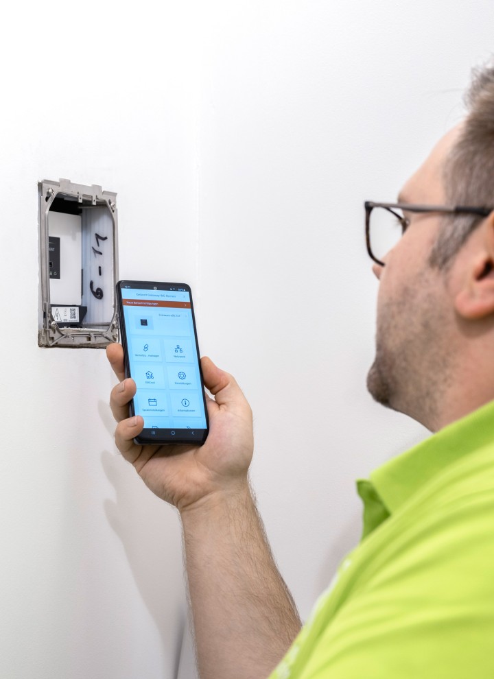 Zentrale Bedienung der Endgeräte am Geberit Gateway