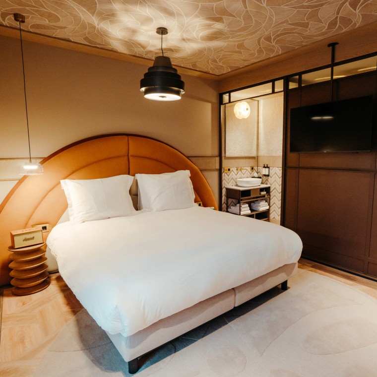 36 stilvolle Hotelzimmer im Mid-Century-Stil (© Nina Slagmolen) 36 stilvolle Hotelzimmer im Mid-Century-Stil (© Nina Slagmolen)