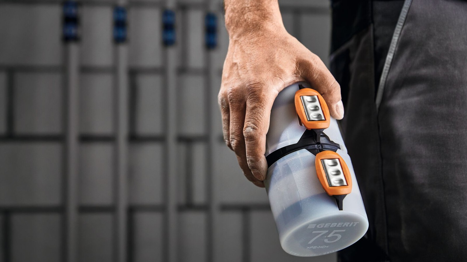 In den Modularbauten von StartBlock wird Geberit FlowFit installiert. (© Geberit)