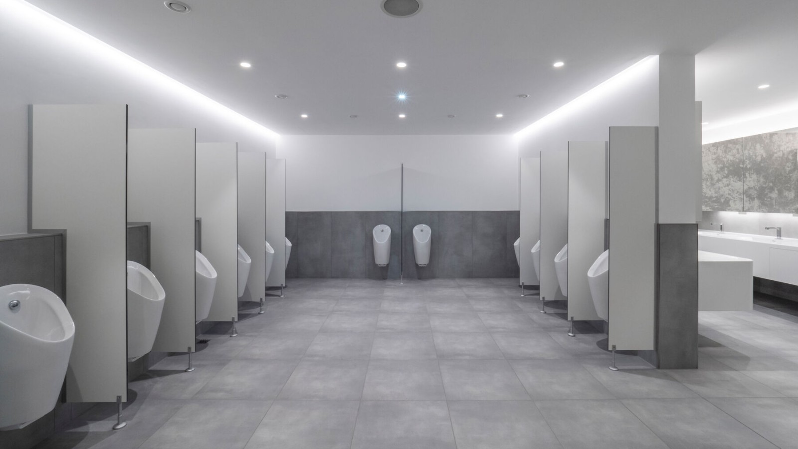 Sanitäranlage nach der Fertigstellung Sanitäranlage nach der Fertigstellung