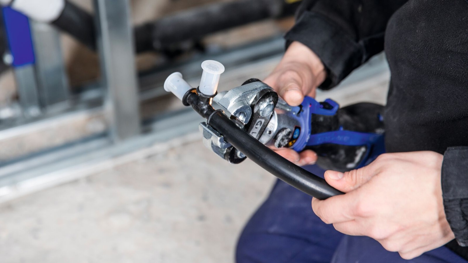 Einfaches Verpressen mit Geberit Mepla