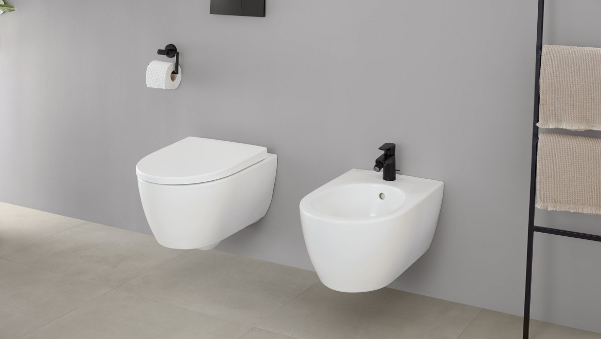 Geberit iCon WC und Bidet mit Geberit Betätigungsplatte Sigma70