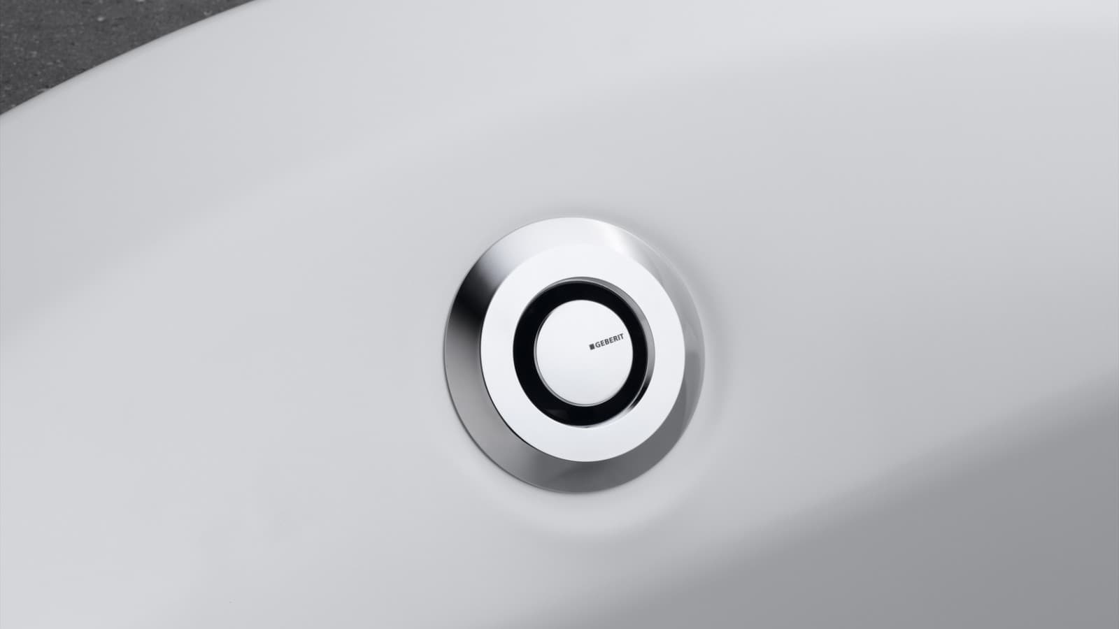 Badewannenablauf mit Push-Control-Funktion Badewannenablauf mit Push-Control-Funktion