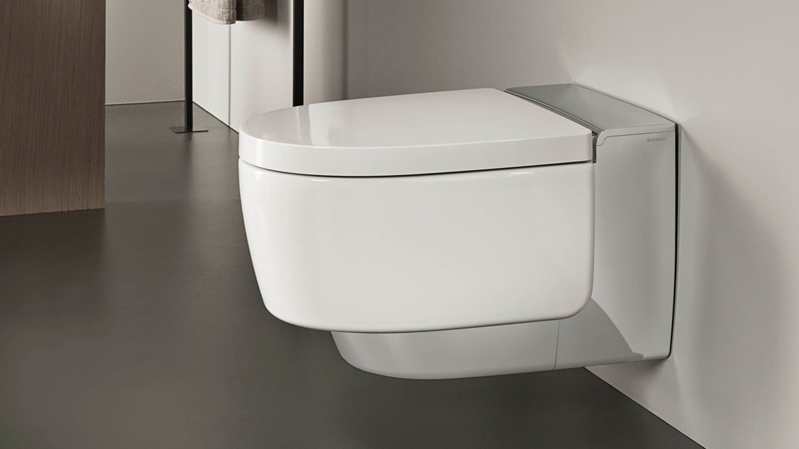 Geberit AquaClean Mera Dusch-WC in Hotelzimmer Geberit AquaClean Mera Dusch-WC in Hotelzimmer